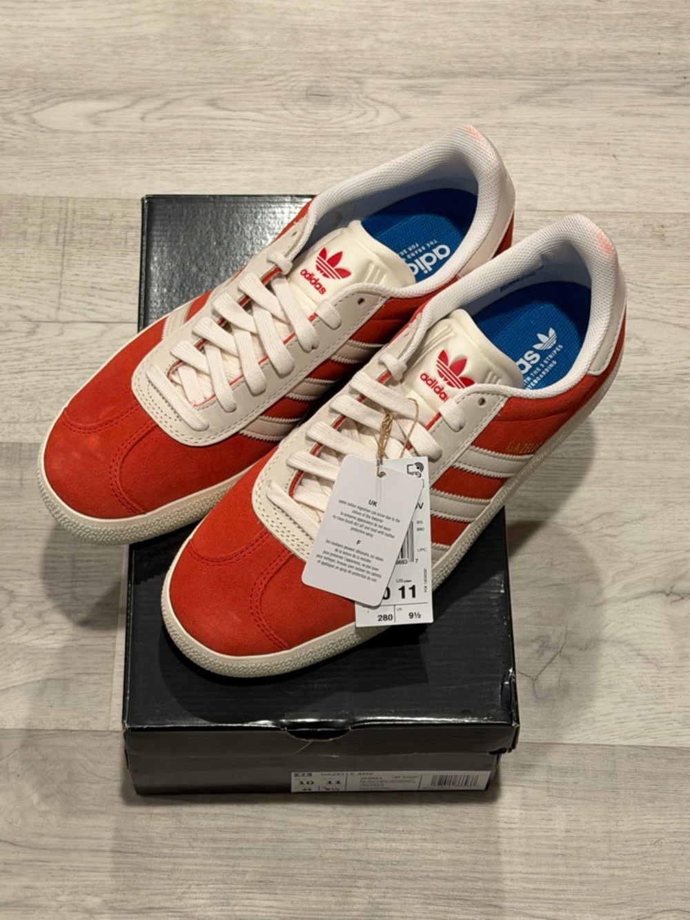 adidas Gazelle adv skateboarding sz 10 Suede and White Striped Low-Top Sneakers